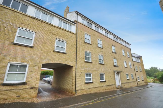 2 bed flat