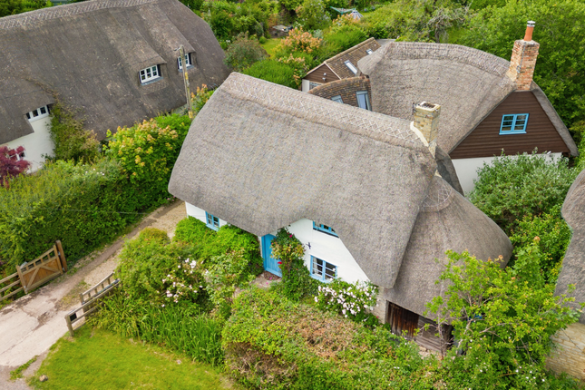 4 bedroom cottage for sale
