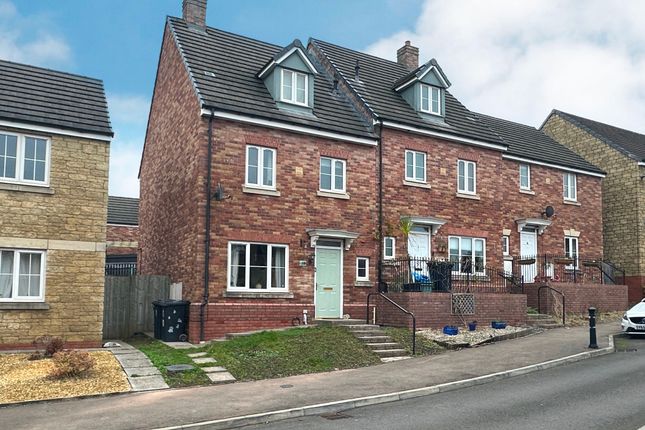 4 bed semi-detached house