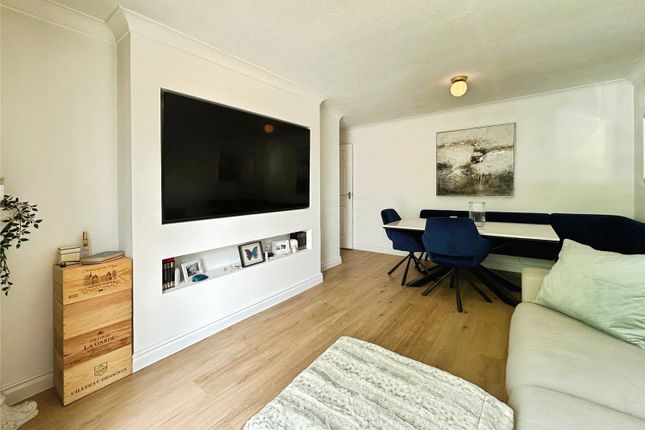 2 bed flat