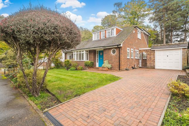 Pine Tree Hill, Surrey GU22 3 bed detached house for sale