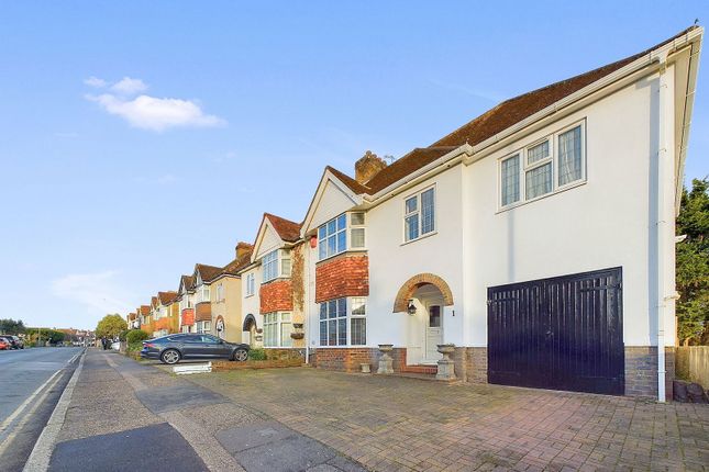 Holmes Avenue, Hove, BN3 7LA 4 bed semi