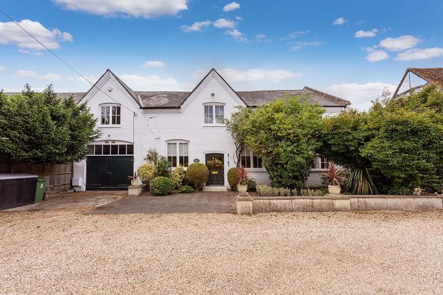 5 bedroom semi-detached house for sale