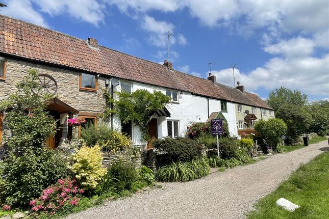 3 bedroom cottage for sale