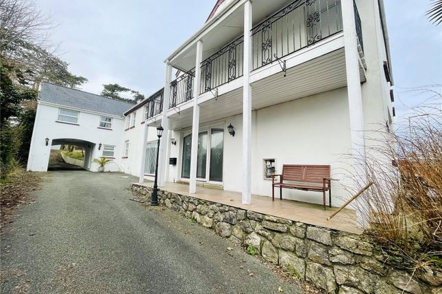 7 bed detached house