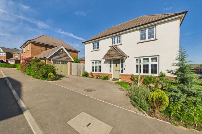Edwin Jones Way, Lydney GL15 5FL 3 bed detached house for sale