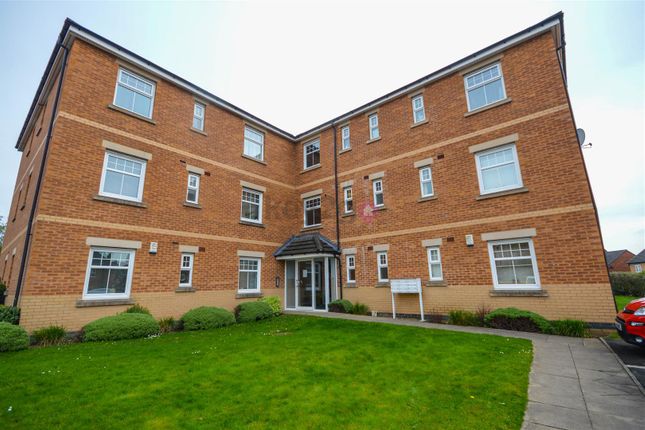 Oxclose Park Gardens, Halfway... 2 bed flat for sale