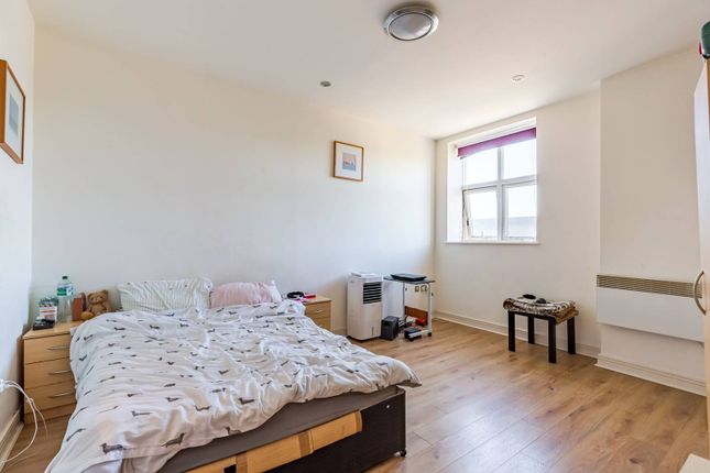 Vicarage Lane, Stratford, London, E15 1 bed flat for sale