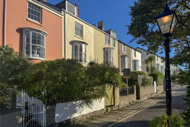 North Parade, Cornwall TR18 4 bed terraced house for sale