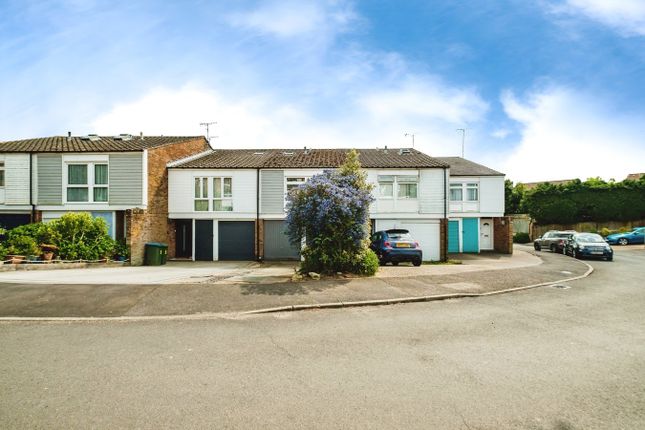 4 bed terraced house