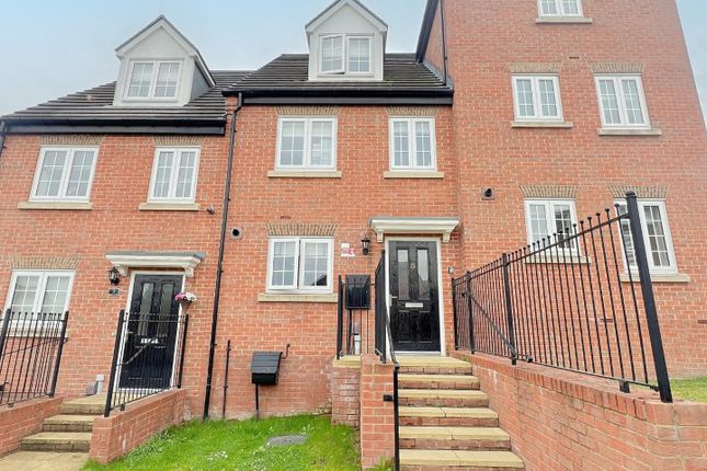 Honeybourne Road, Leeds 3 bed terraced house for sale