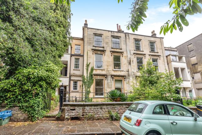 4 bedroom flat for sale