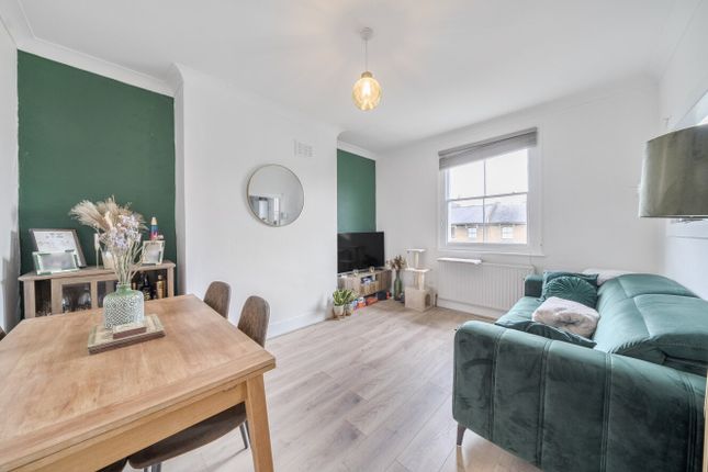 Manor Avenue, Brockley, London, SE4 2 bed flat for sale