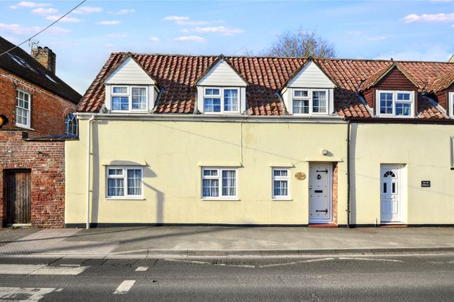 2 bedroom semi-detached house for sale
