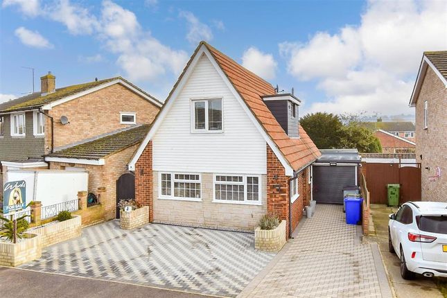 Nautilus Close, Minster