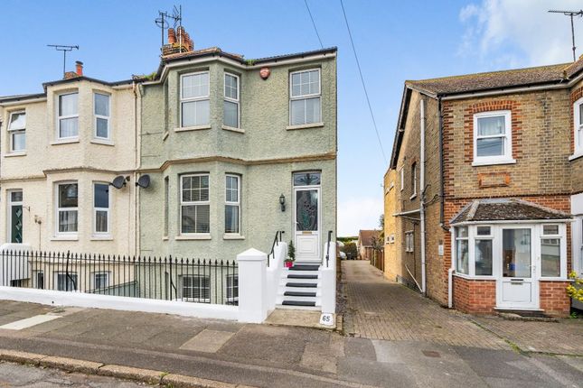 Percy Avenue, Kingsgate 3 bed end of terrace house for sale