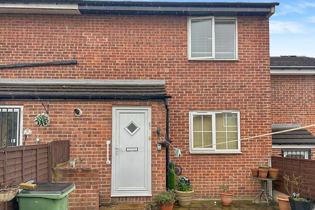 Cliffe Park Crescent, Wortley, Leeds 1 bed flat for sale