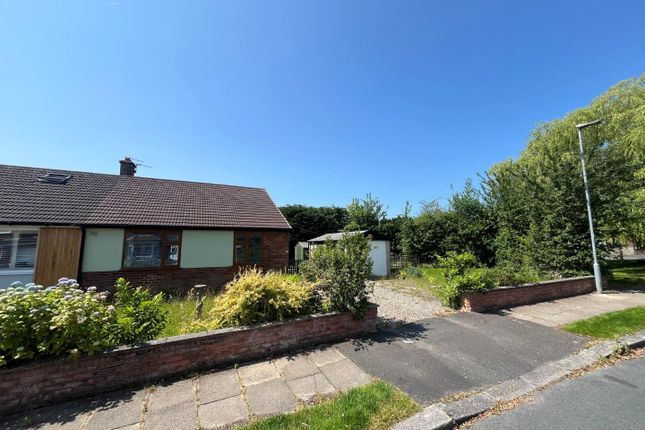 2 bedroom semi-detached bungalow for sale