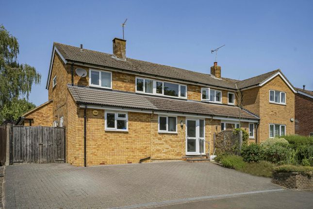4 bedroom semi-detached house for sale