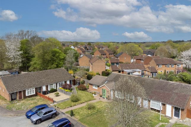 Stanton Close, St. Albans 2 bed bungalow for sale