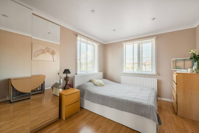 2 bed flat
