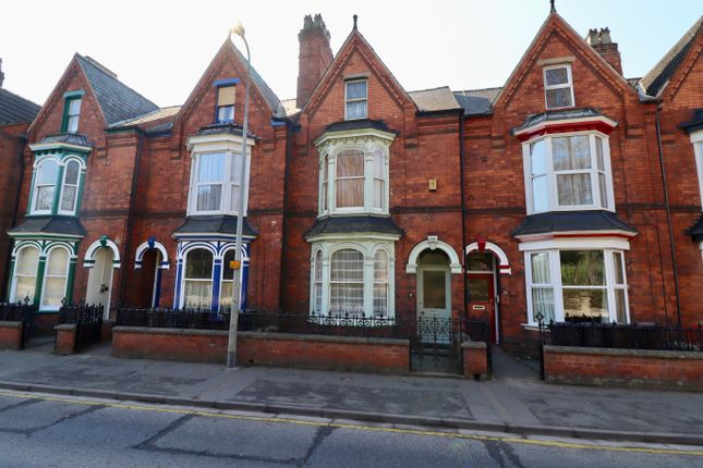 4 bed terraced house