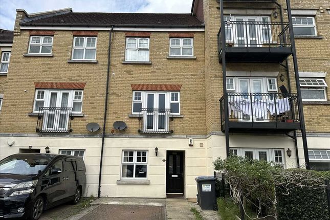 Rosebates Drive, London 4 bed property for sale