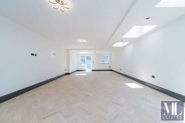 Mora Road, London NW2 6 bed terraced house for sale