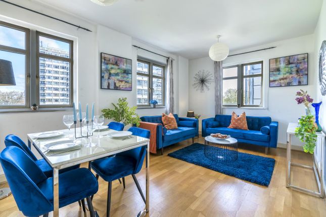 Vauxhall Walk, Kennington, London, SE11 2 bed flat for sale