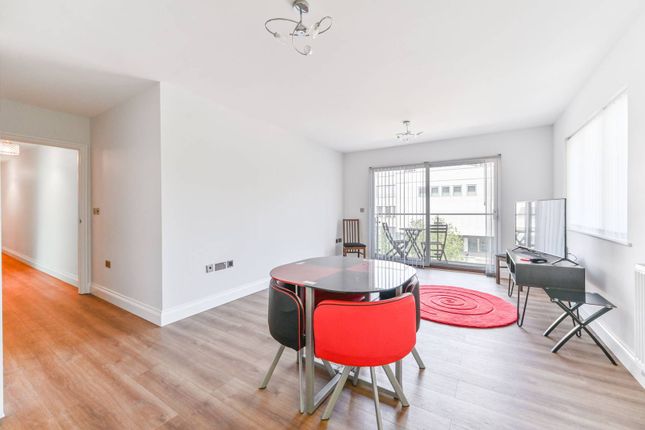Chatsworth Road, East Croydon... 2 bed flat for sale