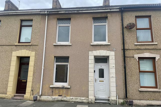 3 bed terraced house