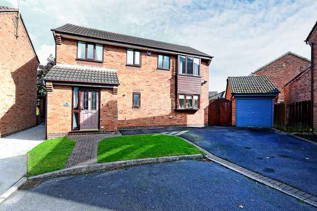 4 bed detached house