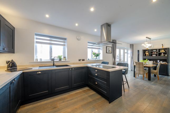 Thomas Drive, Killinghall, Harrogate... 4 bed detached house for sale