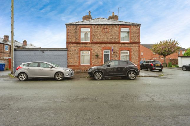 3 bed end terrace house