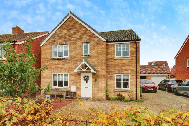 5 bed detached house