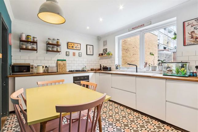 4 bed terraced house