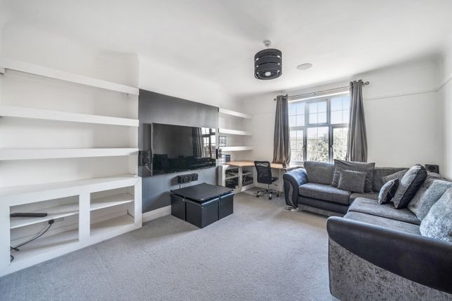 London Road, Kingston Upon Thames, KT2 1 bed flat for sale