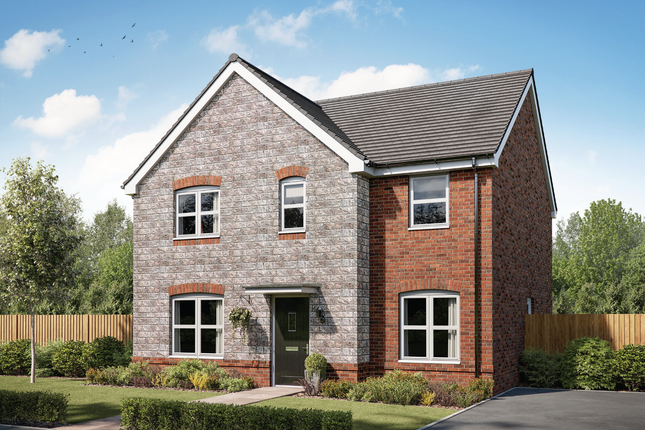 5 bed detached house