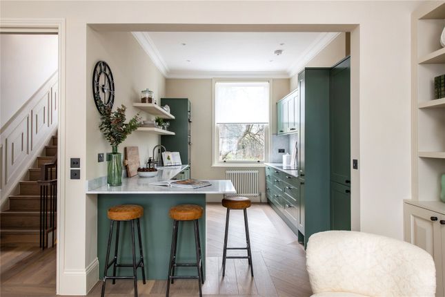 Portobello Road, Notting Hill, London 3 bed flat for sale