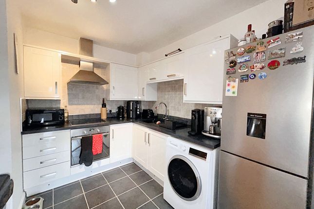 Blacklock Close, Gateshead, Tyne and... 2 bed flat for sale