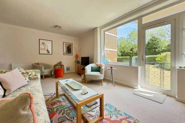 Lansdown Road, Cheltenham GL51 2 bed flat for sale