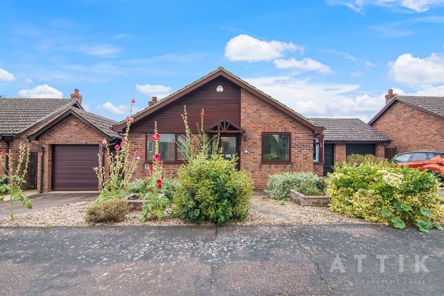 2 bedroom detached bungalow for sale