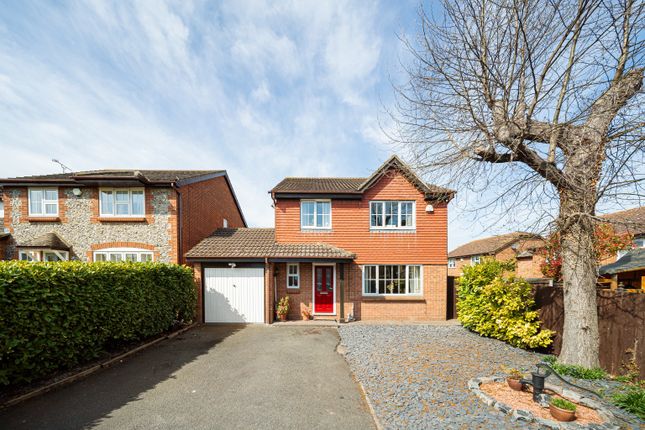 4 bed detached house