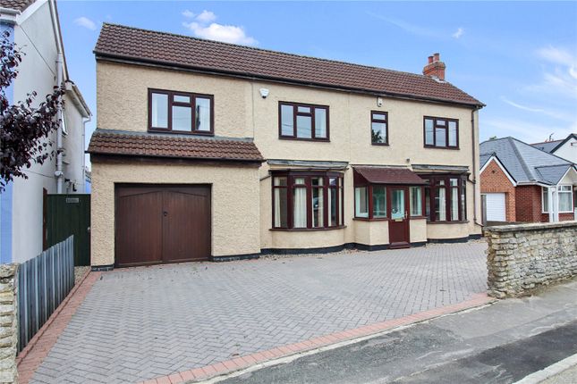 4 bed detached house