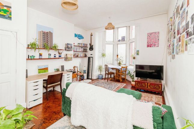 1 bedroom flat for sale