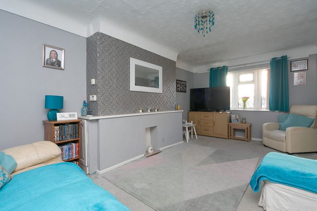 4 bed terraced house