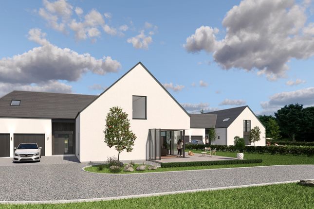 4 bed detached house