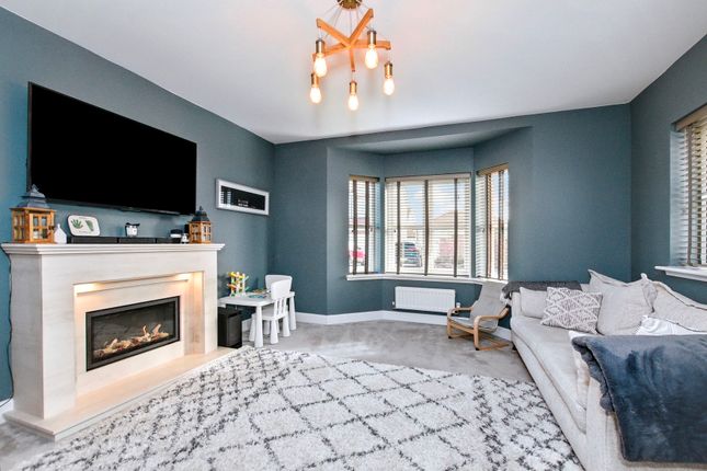 3 Robert Louis Way, North Berwick... 4 bed link detached house for sale