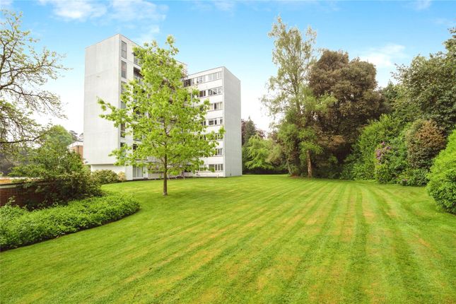 2 bed flat