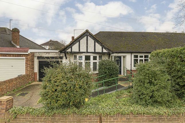 Sheringham Avenue, Whitton TW2 2 bed bungalow for sale